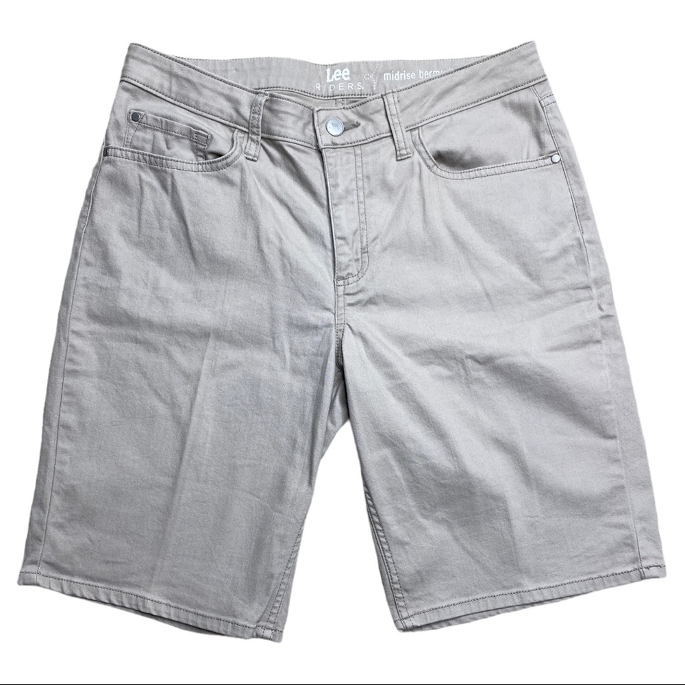 Lee Rider MidRise Bermudas Khaki Shorts Size 8 - Picture 1 of 5